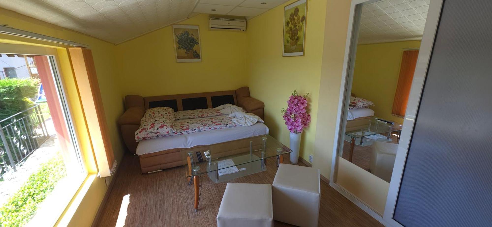 Villa Summer House 산콘스탄틴앤헬레나 외부 사진