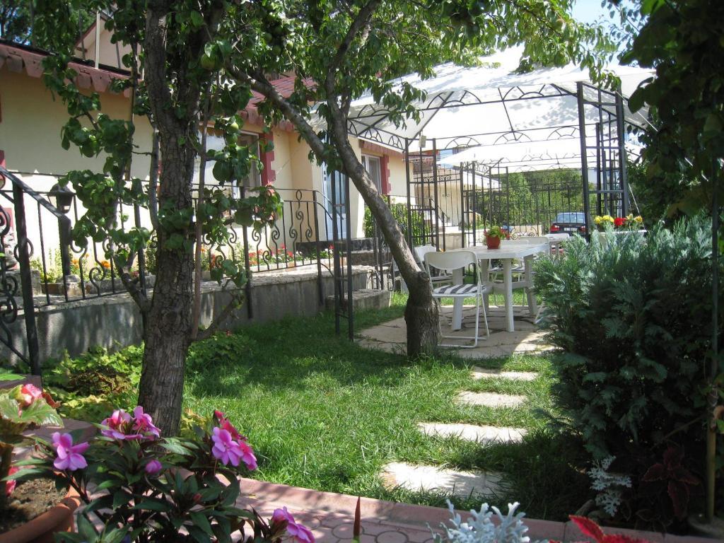 Villa Summer House 산콘스탄틴앤헬레나 외부 사진