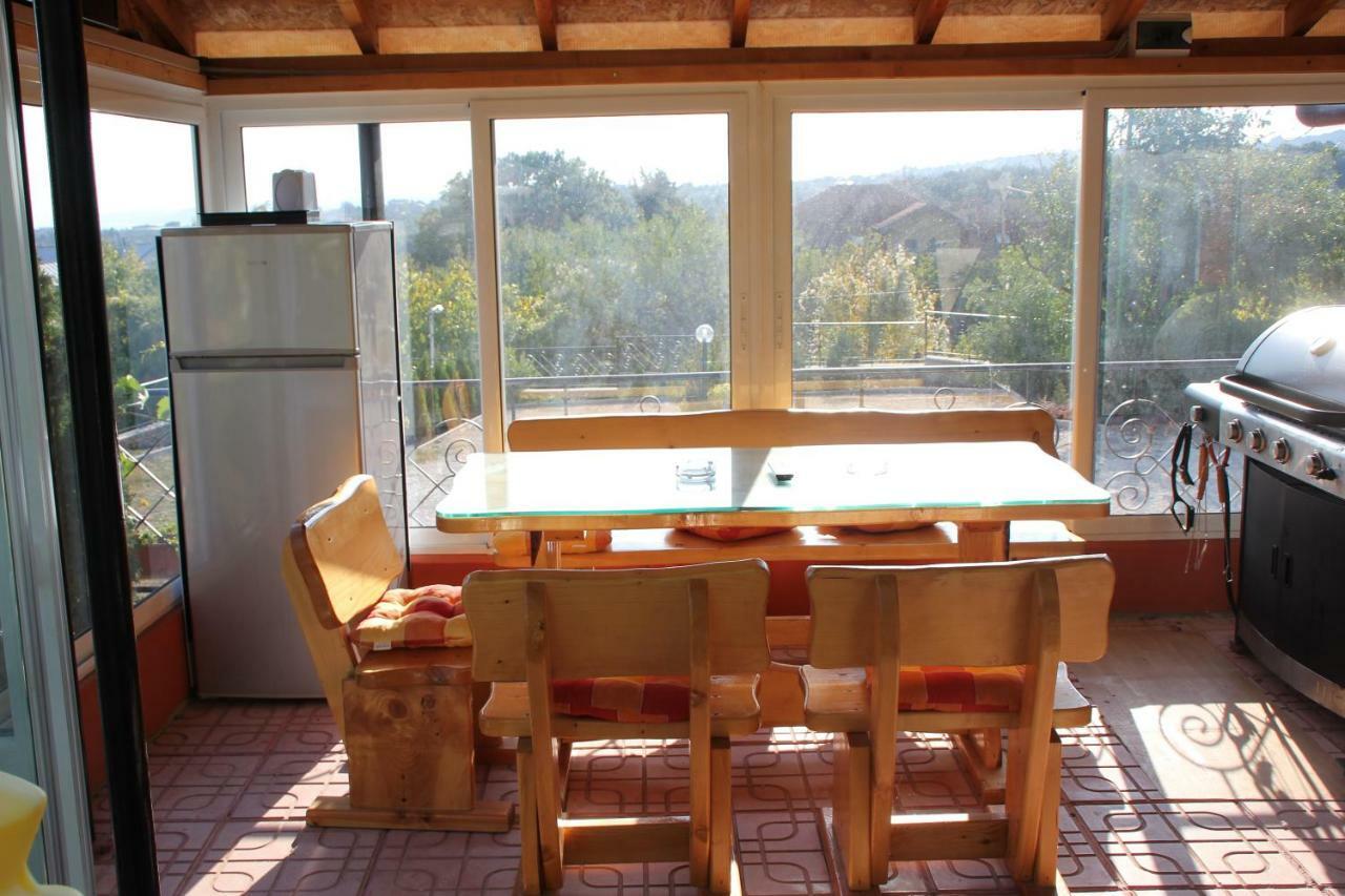 Villa Summer House 산콘스탄틴앤헬레나 외부 사진