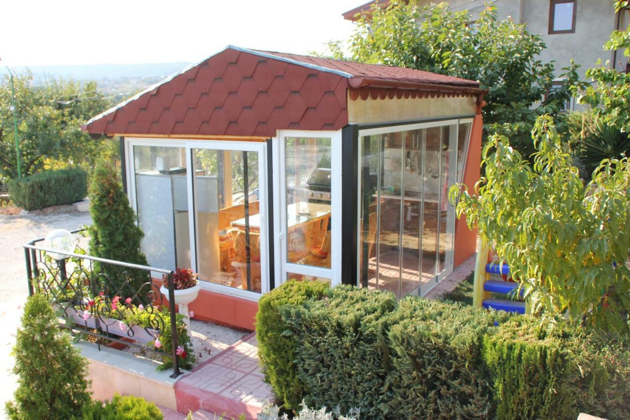 Villa Summer House 산콘스탄틴앤헬레나 외부 사진
